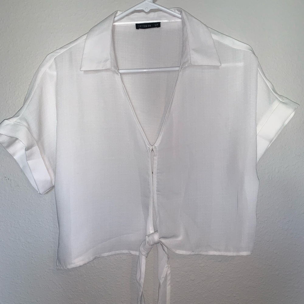 Cotton On Cropped blouse Size S